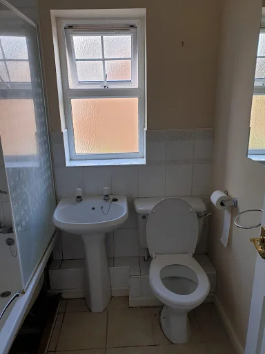 R J Plumbing &amp; Heating (Surrey) Ltd photo 5