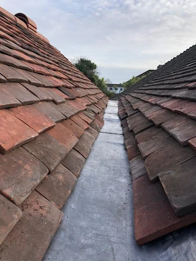 Ascot &amp; Bracknell Roofing Ltd photo 8