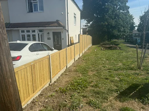 Dale Fencing Ltd photo 3
