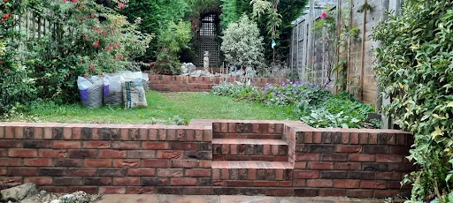 M D J Building photo 3