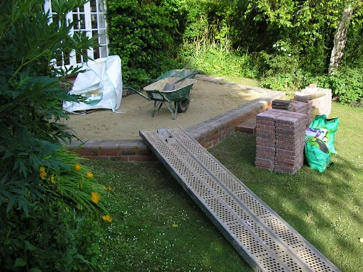 M D J Building photo 5