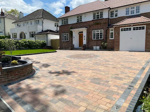 Paramount Paving photo 1