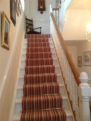 Vincent Nash Decorating photo 1