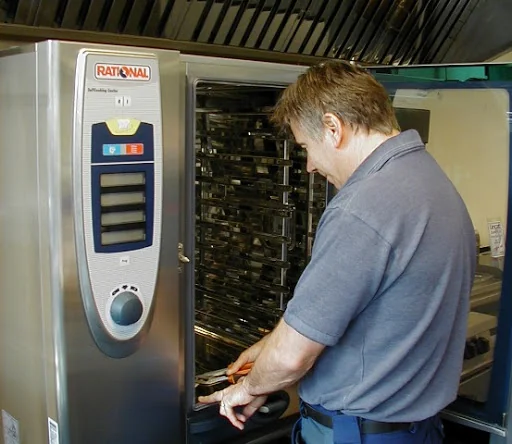 Eastleigh Services photo 1