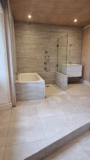 Tom Southgate Building and Carpentry photo 1