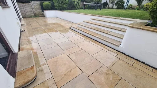 A &amp; M Paving Contractors Ltd photo 5