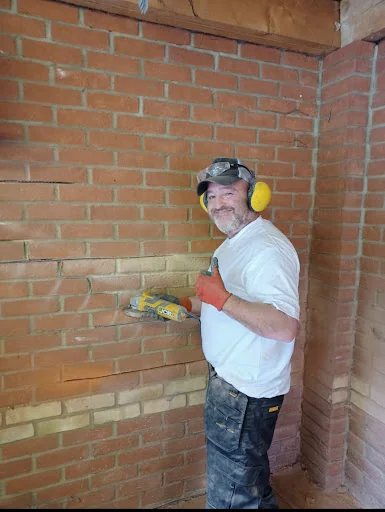 Thomas Wilson Repointing and Roofing photo 1