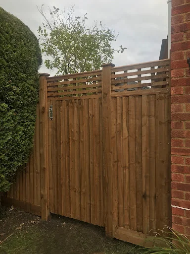 J &amp; C J Davidson photo 2