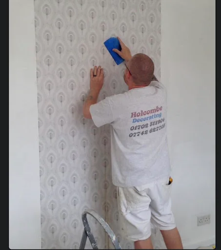 Holcombe Decorating photo 4