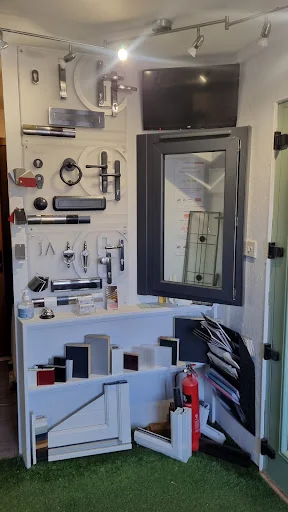 Maplecraft Windows and Glazing Repairs photo 6