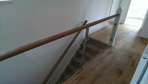 DW Glazing Services photo 1