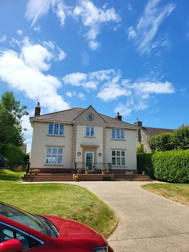 L Benham Painting Services &amp; Garden Maintenance photo 1