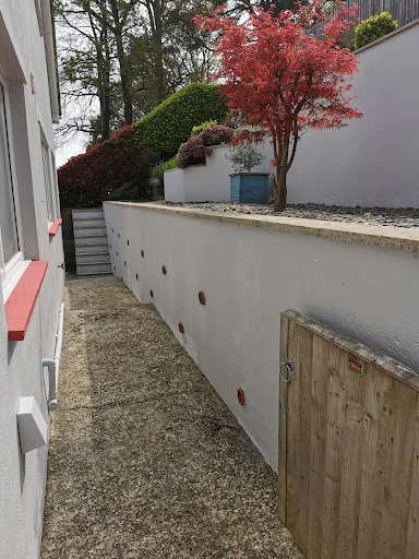 Jobsworth (UK) photo 2