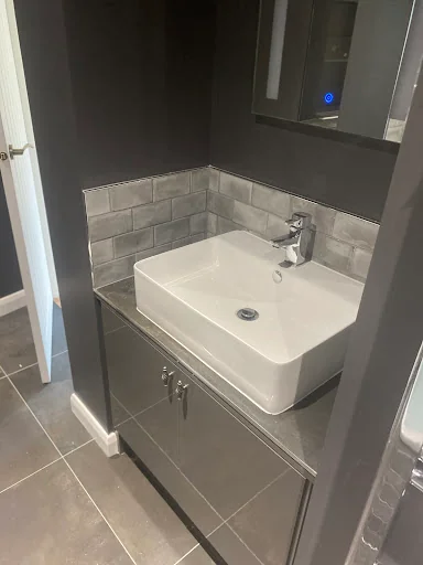 RNB Bathrooms &amp; Kitchens photo 1