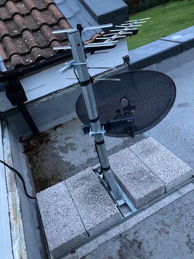 Farnham and Guildford Aerials photo 3