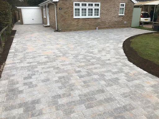 ECS Landscaping Services Ltd photo 3