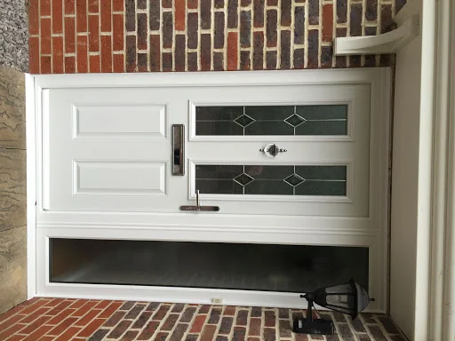 B &amp; H Windows Ltd photo 7