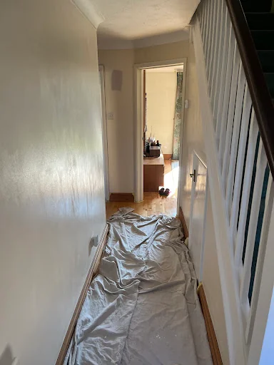 Paul Manns Painting &amp; Decorating photo 1