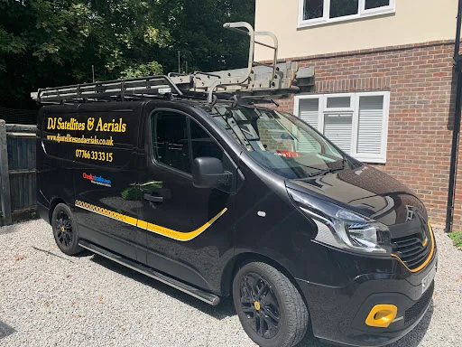 D J Satellites &amp; Aerials photo 1