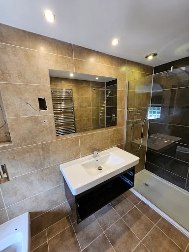 M&amp;J Fitters photo 7