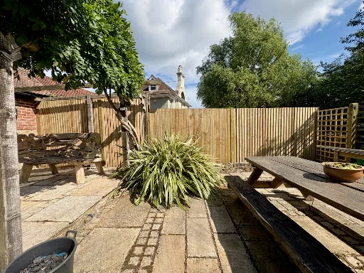 S Siggs &amp; Sons photo 1