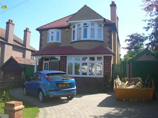 Caldash Pebbledashing &amp; Rendering photo 3