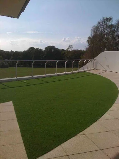 Lazylawn - Chichester photo 2