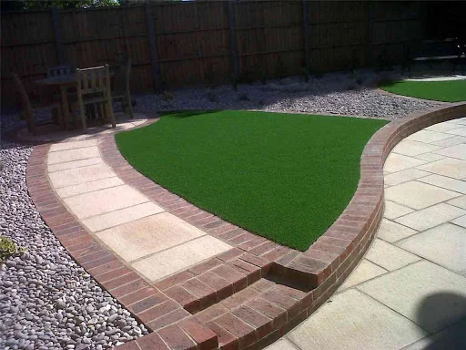 Lazylawn - Chichester photo 4