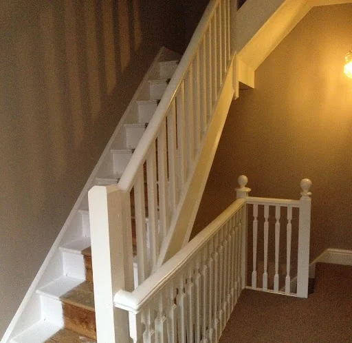 R Little Painting &amp; Decorating photo 2