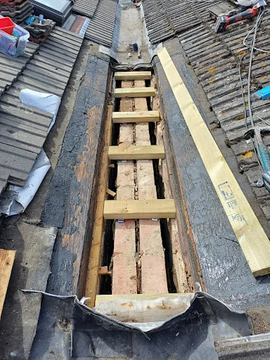 R Squibb Building Contractors LTD photo 4