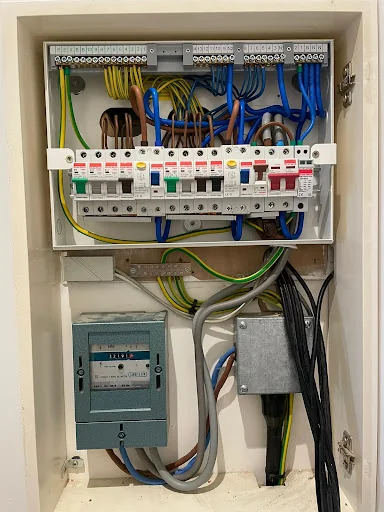 Cre8 Electricity &amp; Plumbing photo 3