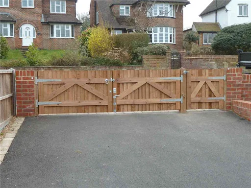 Gary Edwards Fencing and Gates photo 6