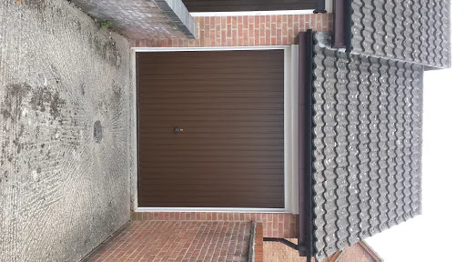 A &amp; P Garage Doors Limited photo 3