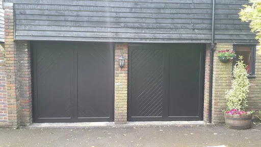 A &amp; P Garage Doors Limited photo 4