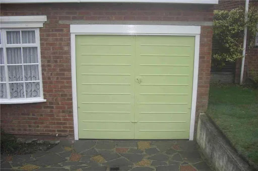 A1 Up and Over Garage Doors Ltd photo 4