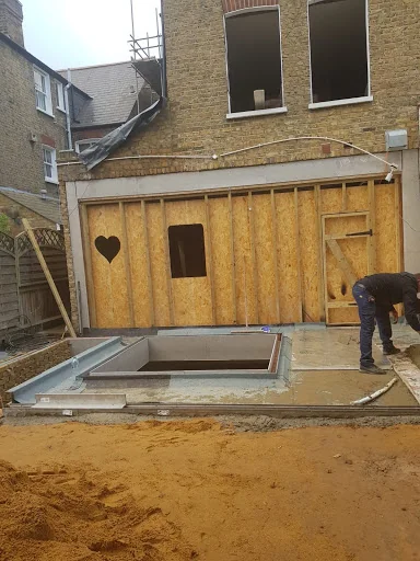 1st 4 Fencing Services Ltd photo 2