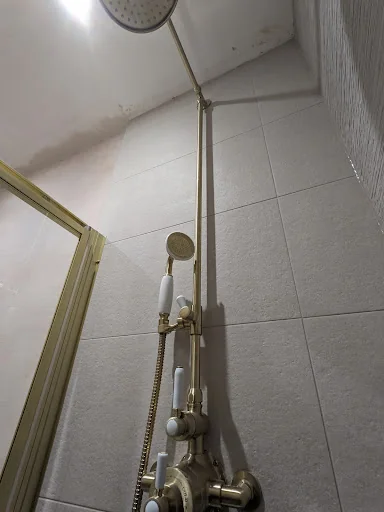 LA Building And Construction Limited photo 2