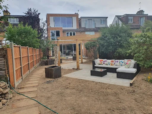 Arek Build &amp; Renovations Ltd photo 4