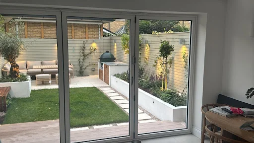 L A Surfacing photo 3