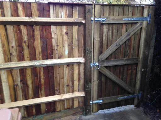 South Surrey Fencing photo 2