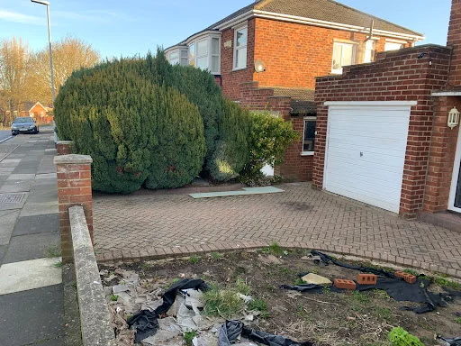 S&amp;T Landscapes (NE) LTD photo 6