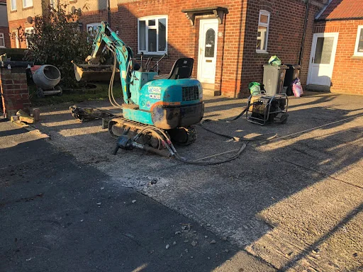 S&amp;T Landscapes (NE) LTD photo 7