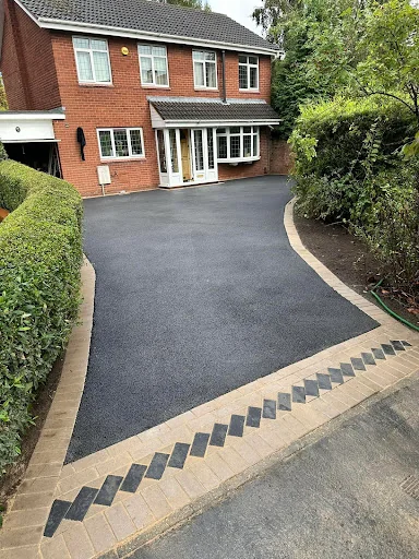 Unique Drives &amp; Patios Ltd photo 3