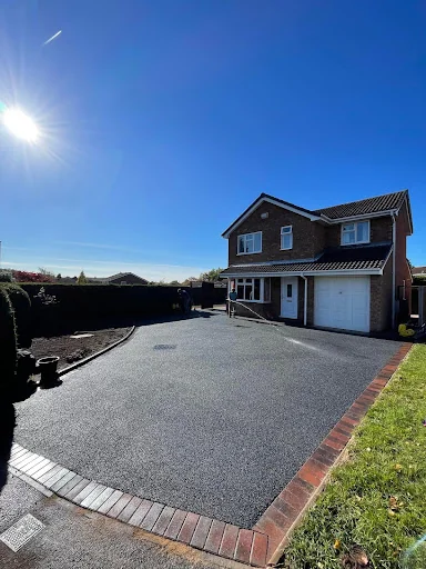 Unique Drives &amp; Patios Ltd photo 5