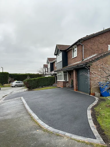 Unique Drives &amp; Patios Ltd photo 6