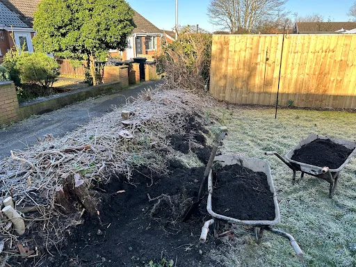 K &amp; M Fencing &amp; Gardening Services photo 7