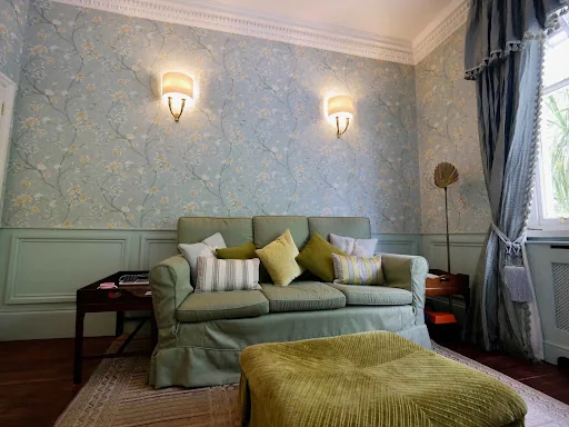 Spark-Decorating photo 1