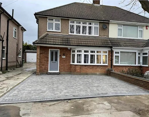 Capital Paving &amp; Landscapes Ltd photo 5