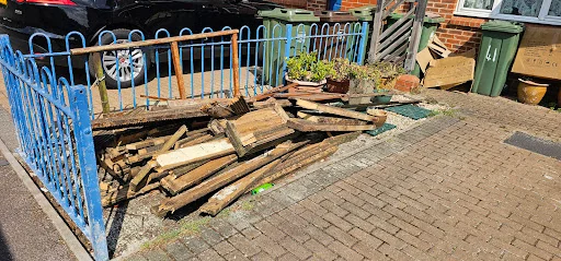 Man &amp; Van on the Move photo 1