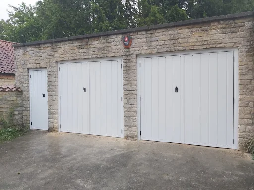 Garage Door Company Grantham photo 1